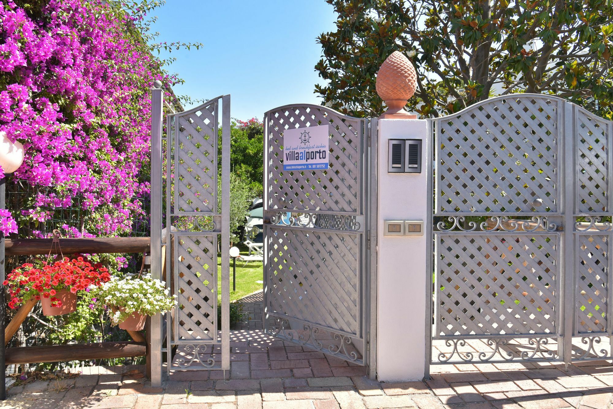 Al Porto Bed & Breakfast